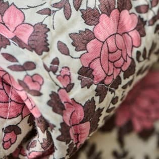 Quilt cotton 130x180 light pink brown flower 2a (1)